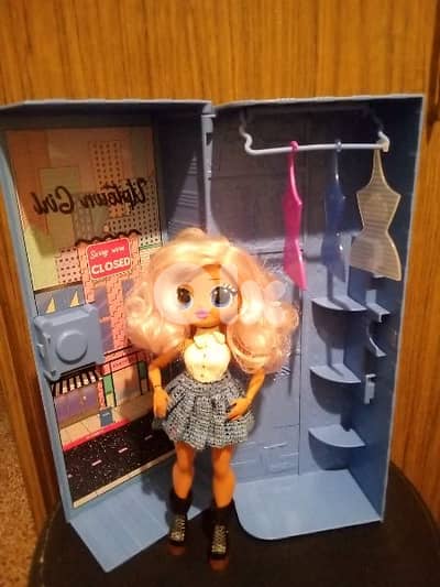 UPTOWN GIRL LOL surprise OMG fashion Great doll+Her CLOSET, both=45$