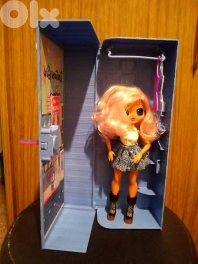 UPTOWN GIRL LOL surprise OMG fashion Great doll+Her CLOSET, both=45$