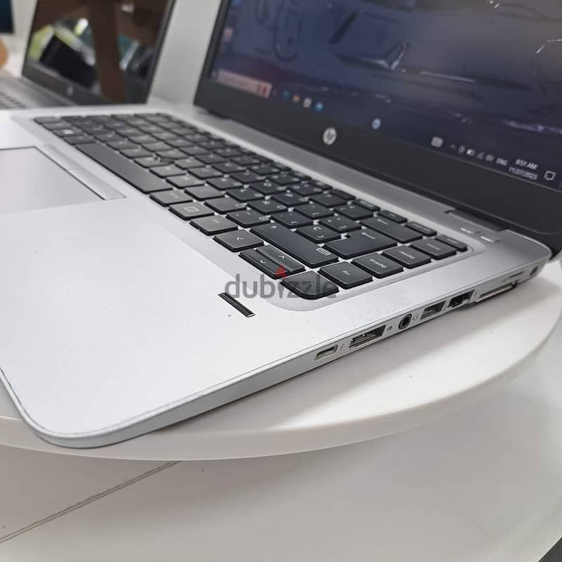Used hp laptop elitebook i5 8gb 2