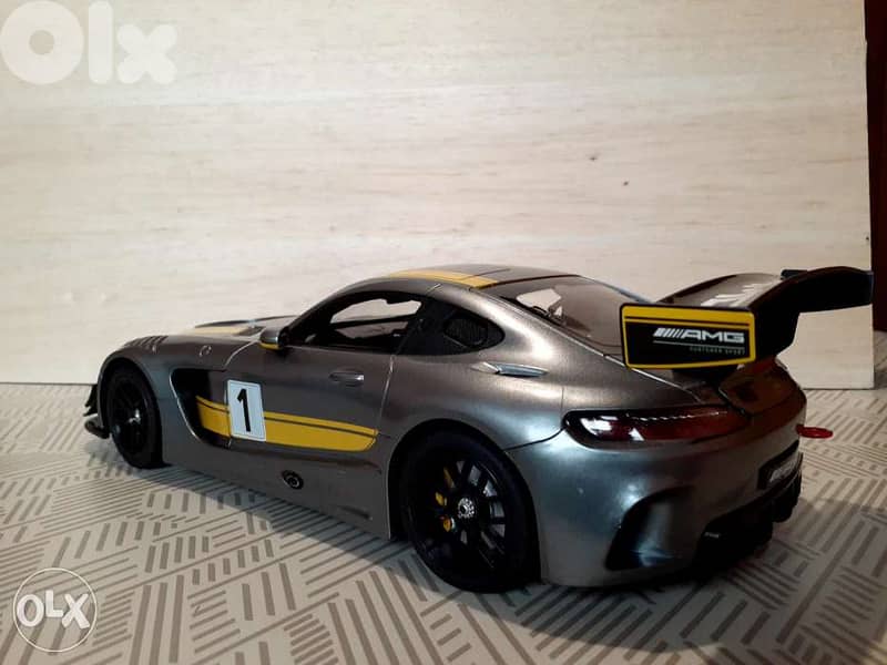 Mercedes AMG GT3 R/C Car 1:14. 4