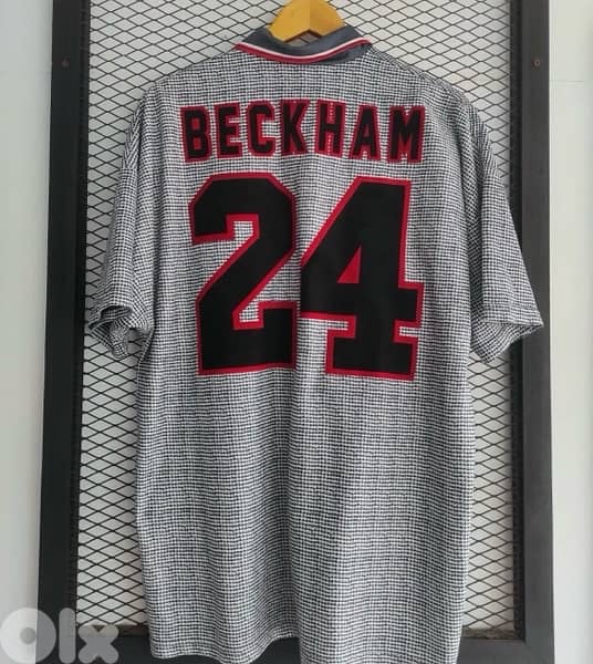 Manchester United 1992 Beckham vintage limited edition umbro kit 0