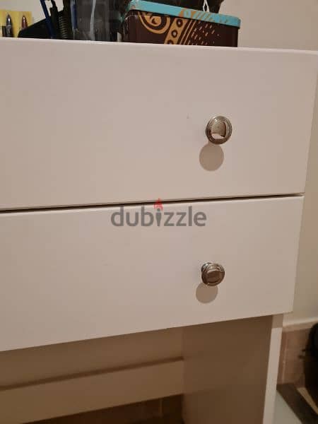 chiffonaire with mirror 1