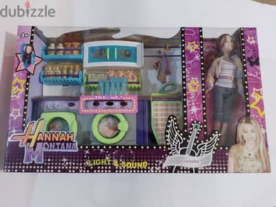 Hannah Montana kitchen with light and sound