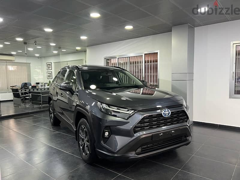 RAV 4 2024 13000 klm BUMC warranty till 2032 0