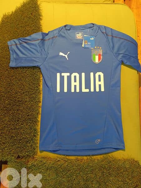 Authentic Italy Football Training jersey (Player version)New with tags 0