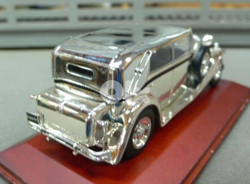 Maybach Zeppelin 1932 diecast car model 1;43. 5