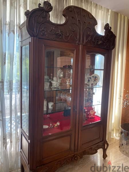 Antique Showcase 2
