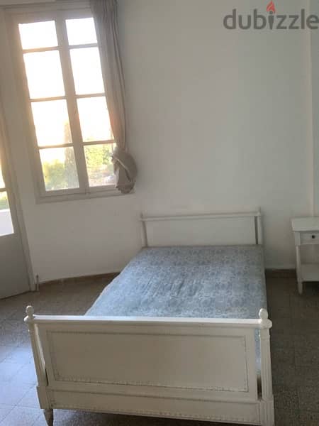 vintage bedroom 2