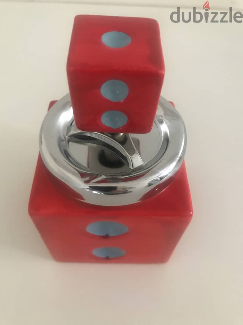 NEW : Dice ashtray 3