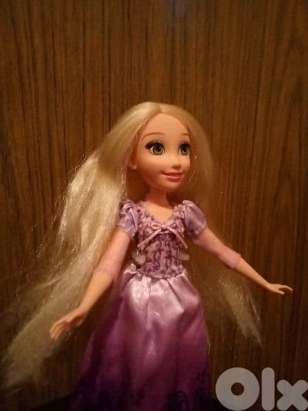 Princess RAPUNZEL TANGLED As new DISNEY Hasbro dressed doll=20$ 6