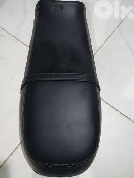 motorcycle seats aprilia,hero,suzuki,vespa,Piaggio,moto guzzi,Ducati, 6