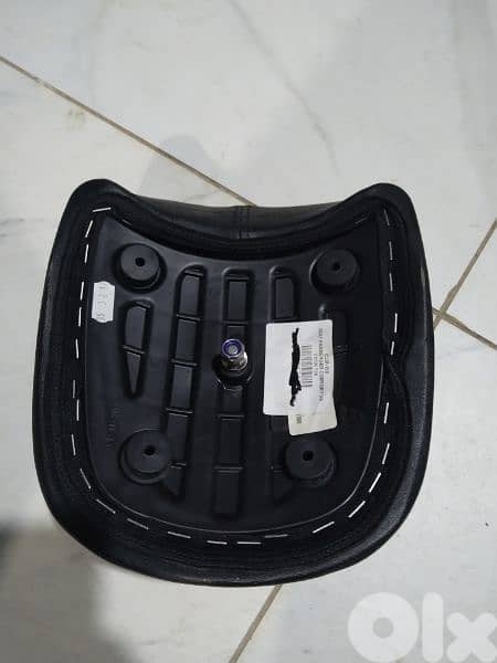 motorcycle seats aprilia,hero,suzuki,vespa,Piaggio,moto guzzi,Ducati, 10