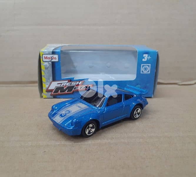 Maisto diecast car model 1;64. 3