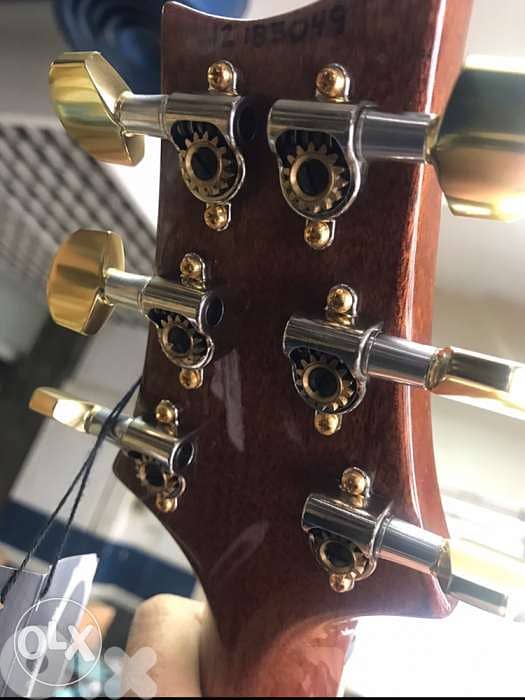 PRS Limited signature Guitar w case 2