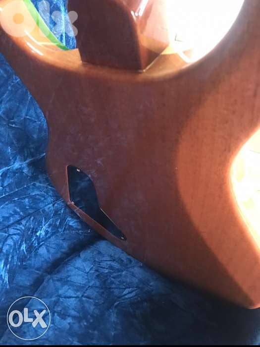 PRS Limited signature Guitar w case 3