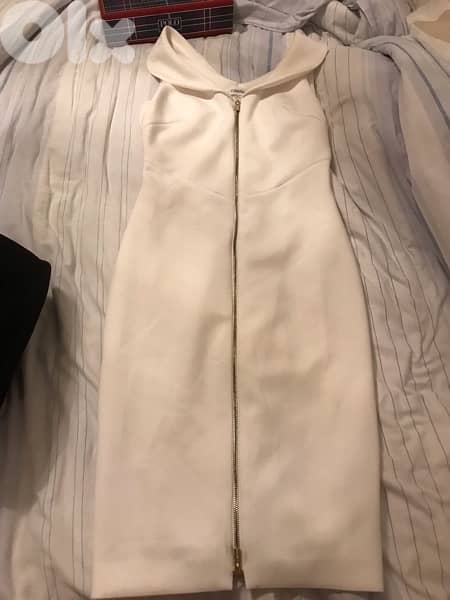 white dress 0