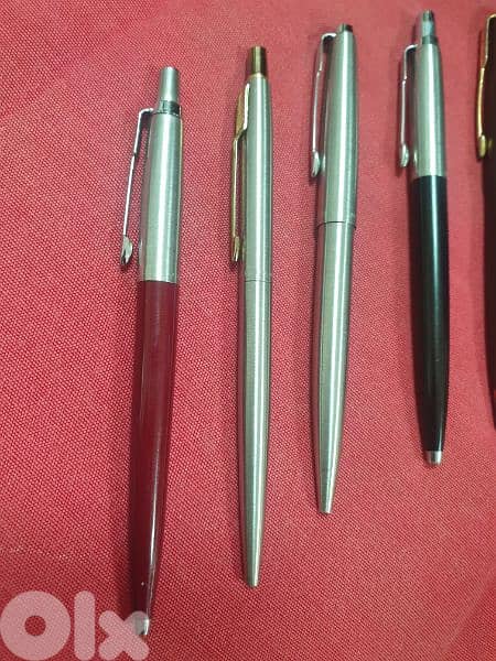 5 parker pens 1