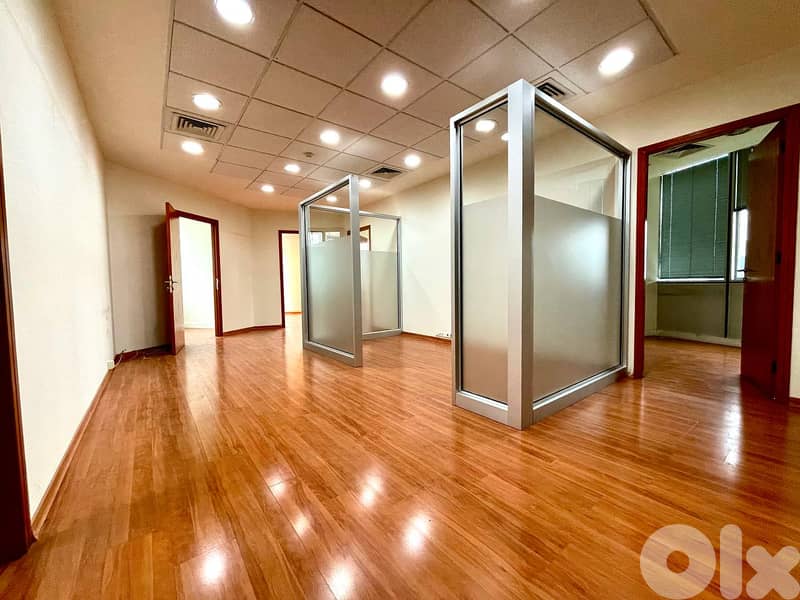 JH23-3152 350m office for rent in Sin l Fil, $ 2900 cash per month 0