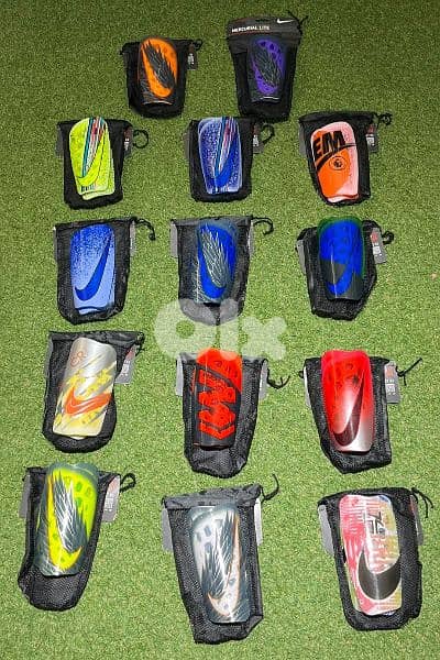 كسارات للفوتبول كرة قدم  كسارة لحماية ارجل موجود adidas w nike 19