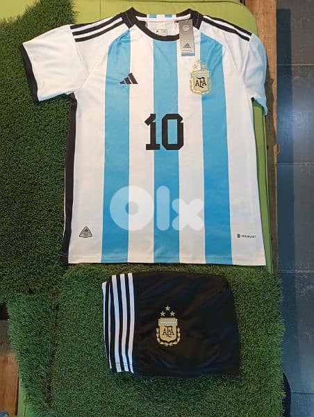 Messi Argentina 3 Stars Football Shirt & Short(Made in Thailand) 1