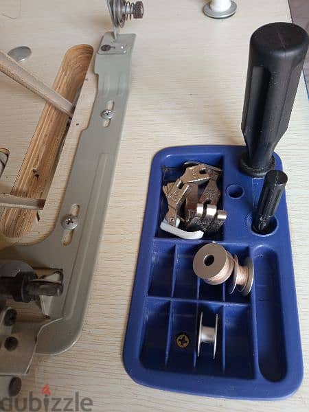 sewing machine مكنة خياطة 1