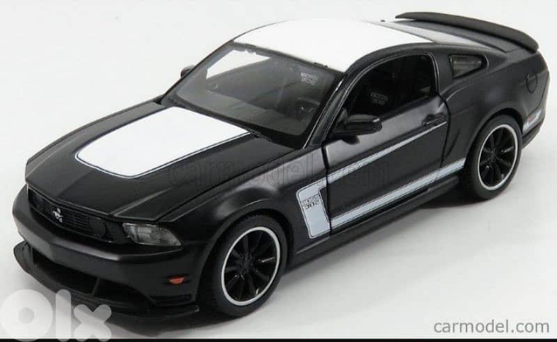 Ford Mustang Boss 302 diecast car model 1:24. 0