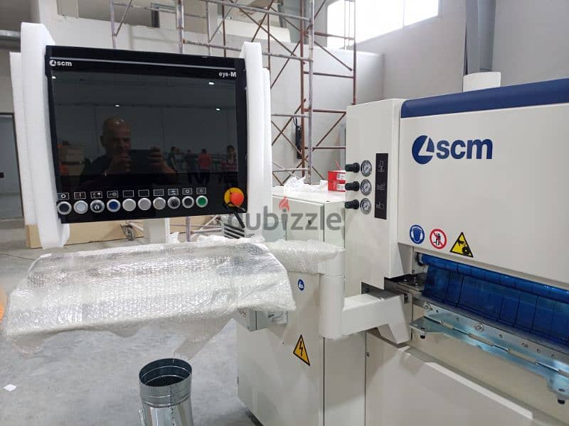 agent of scm group Italy 03667838-71667838 3