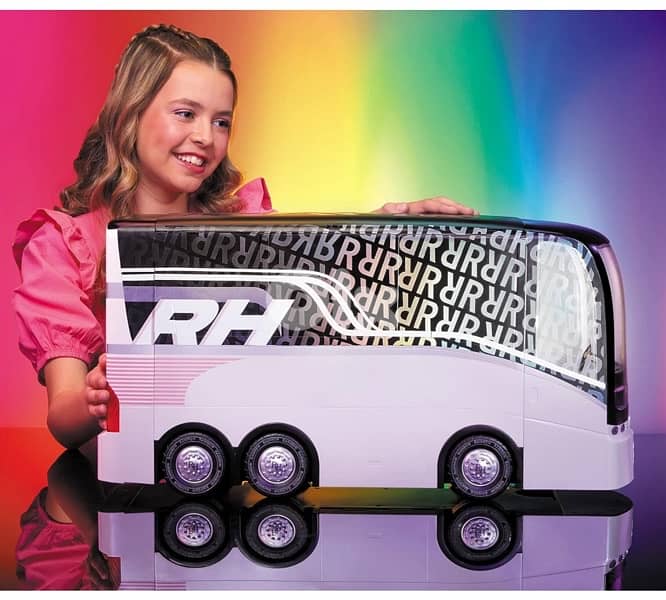 Rainbow High Rainbow Vision World Tour Bus & Stage. 0