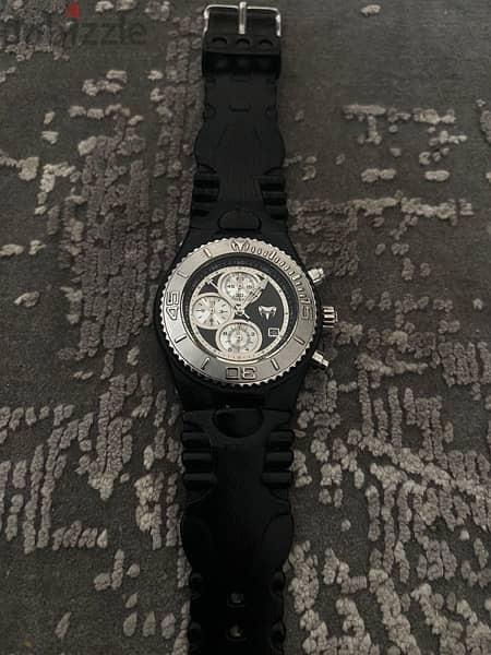 Used Invicta Watch 1