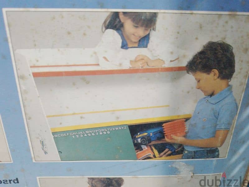 toy chest with blackboard 2