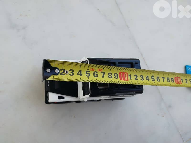 Diecast Land Rover 4