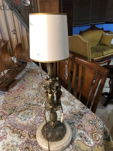 Antique lampadaire 0