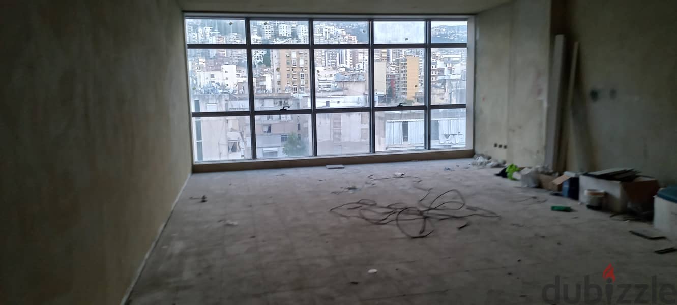 New built commercial Center in heart of Zalka for rentمركز تجاري حديث 0