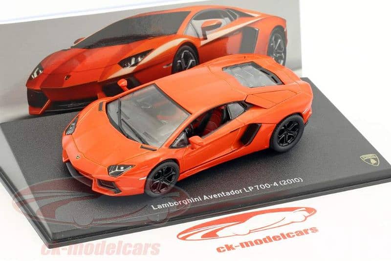 Lamborghini Aventador LP700-4 diecast car model 1;43. 0