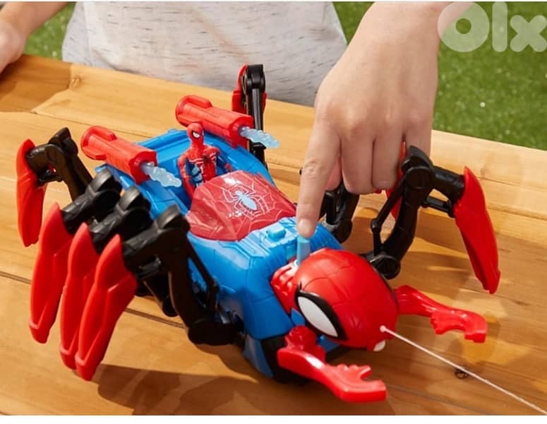 Marvel Crawl ‘N Blast Spider, Car Playset and Spider-man 2