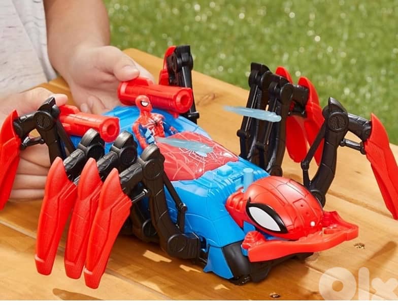 Marvel Crawl ‘N Blast Spider, Car Playset and Spider-man 3