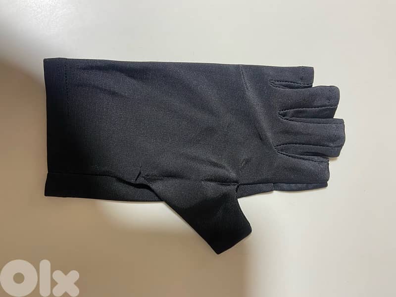 UV proof gloves for manicure 2