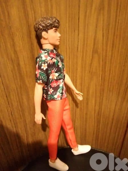 FASHIONISTAS184 KEN Mattel Brunette Cropped Great doll+Outfit+Shoes=18 2