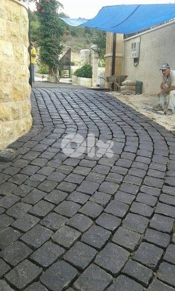 حجر بازلت اسود 2