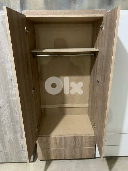 خزانة حجم وسط 80 سم غمق 47 1