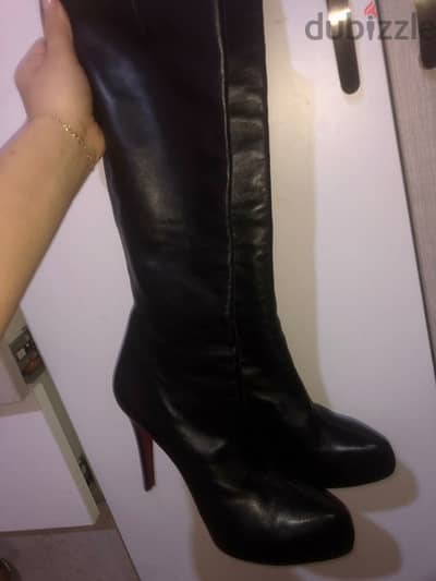 new boot size 37 brand maria pino