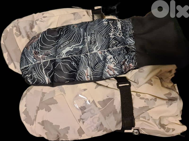 Picture Organic Clothing White Camo Ski Gloves / Mittens (size XL) 2