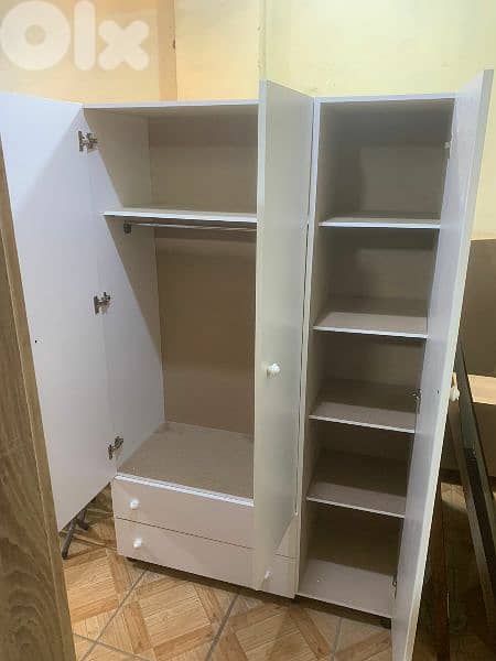 خزانة ثلاث درف 120 سم 1