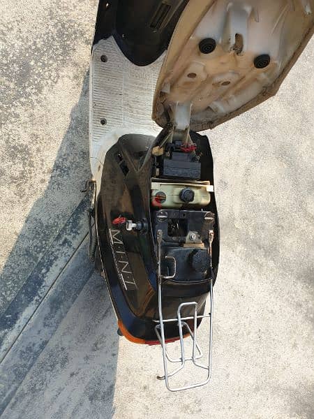 Original Yamaha Mint Motorcycle 4