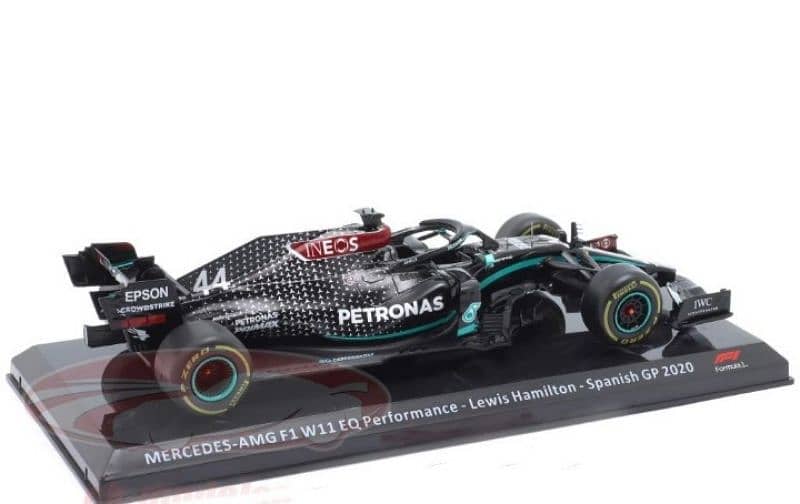 L. Hamilton Mercedes AMG W11 (2020);diecast car model 1:24 4