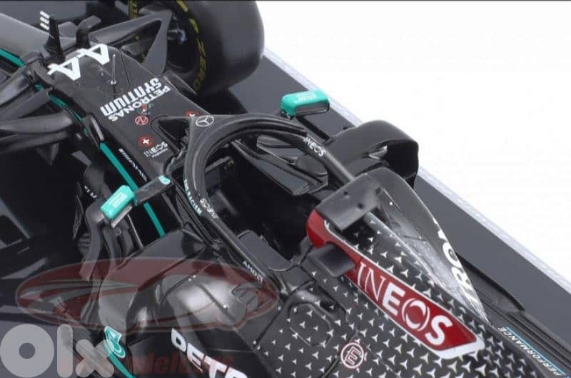 L. Hamilton Mercedes AMG W11 (2020);diecast car model 1:24 5