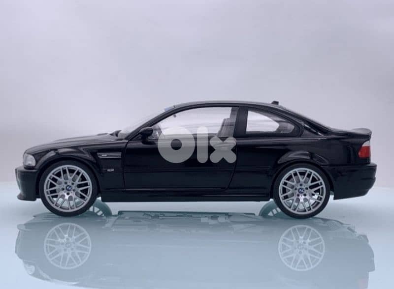 BMW M3 (E46) CSL 2003 diecast car model 1;18. 2