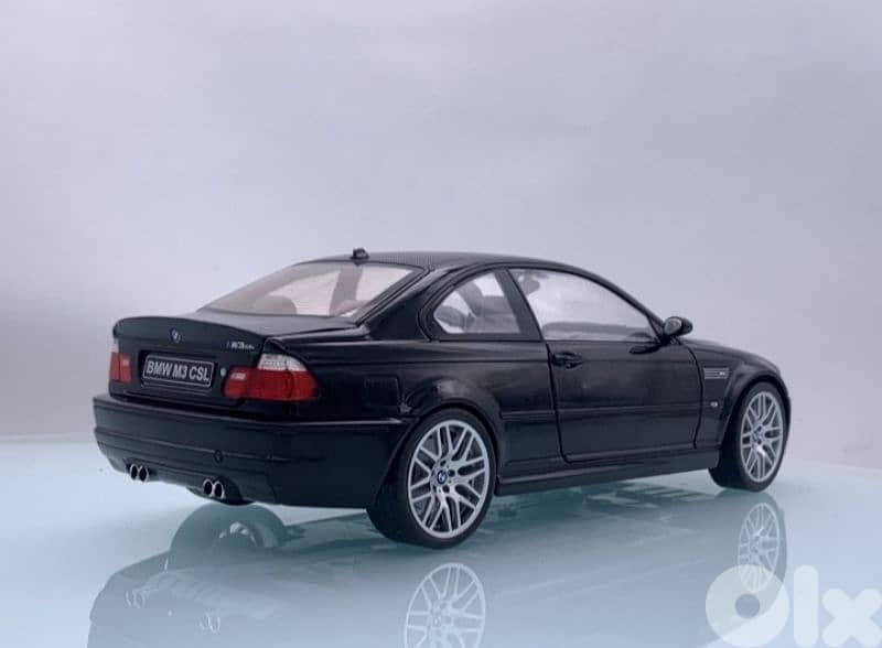 BMW M3 (E46) CSL 2003 diecast car model 1;18. 4