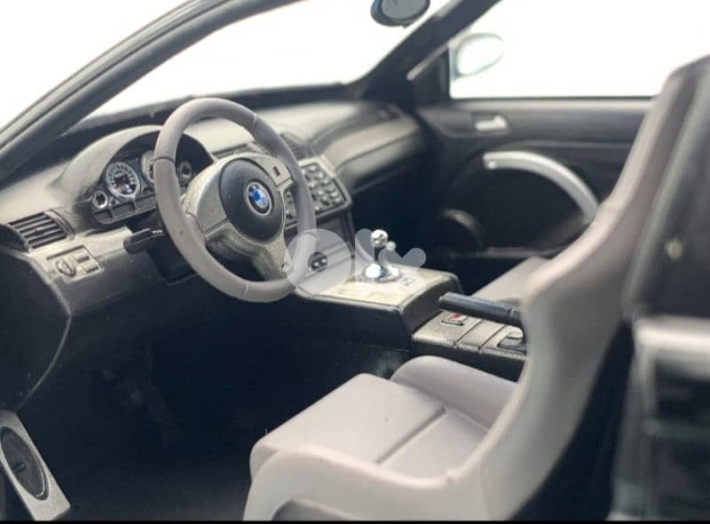 BMW M3 (E46) CSL 2003 diecast car model 1;18. 7