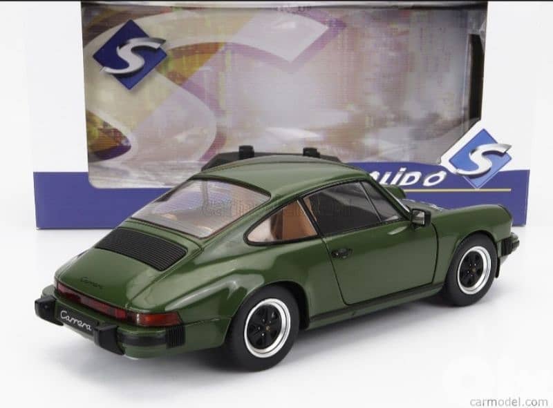 Porsche 911 Carrera SC 1978 diecast car model 1;18 4